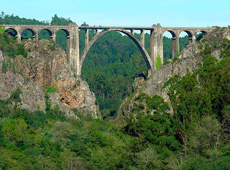 Puenting en el camino de santiago